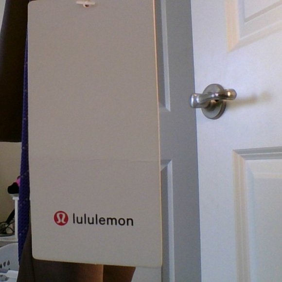 Cargo SHR Hiking Short 8" (Color is the exact same as model picture) LULULEMON - Picture 2 of 5